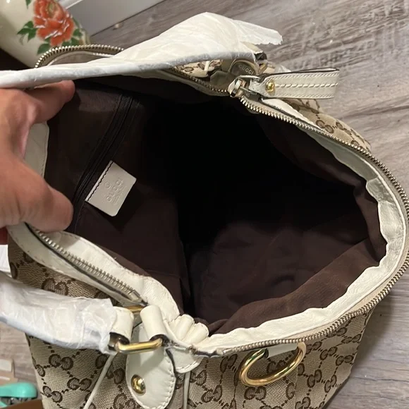 Gucci hobo shoulder bag
